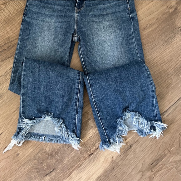 Risen High Rise Fray Hem Ankle Jeans - Picture 5 of 6